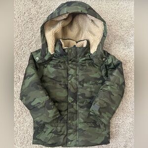 Gap Camo Coat - Size 5 Toddler - Excellent Like New Condition